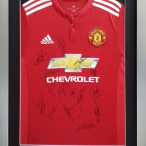 Manchester United FC 2017/18 Full Squad Signed Shirt Presentation Framed
